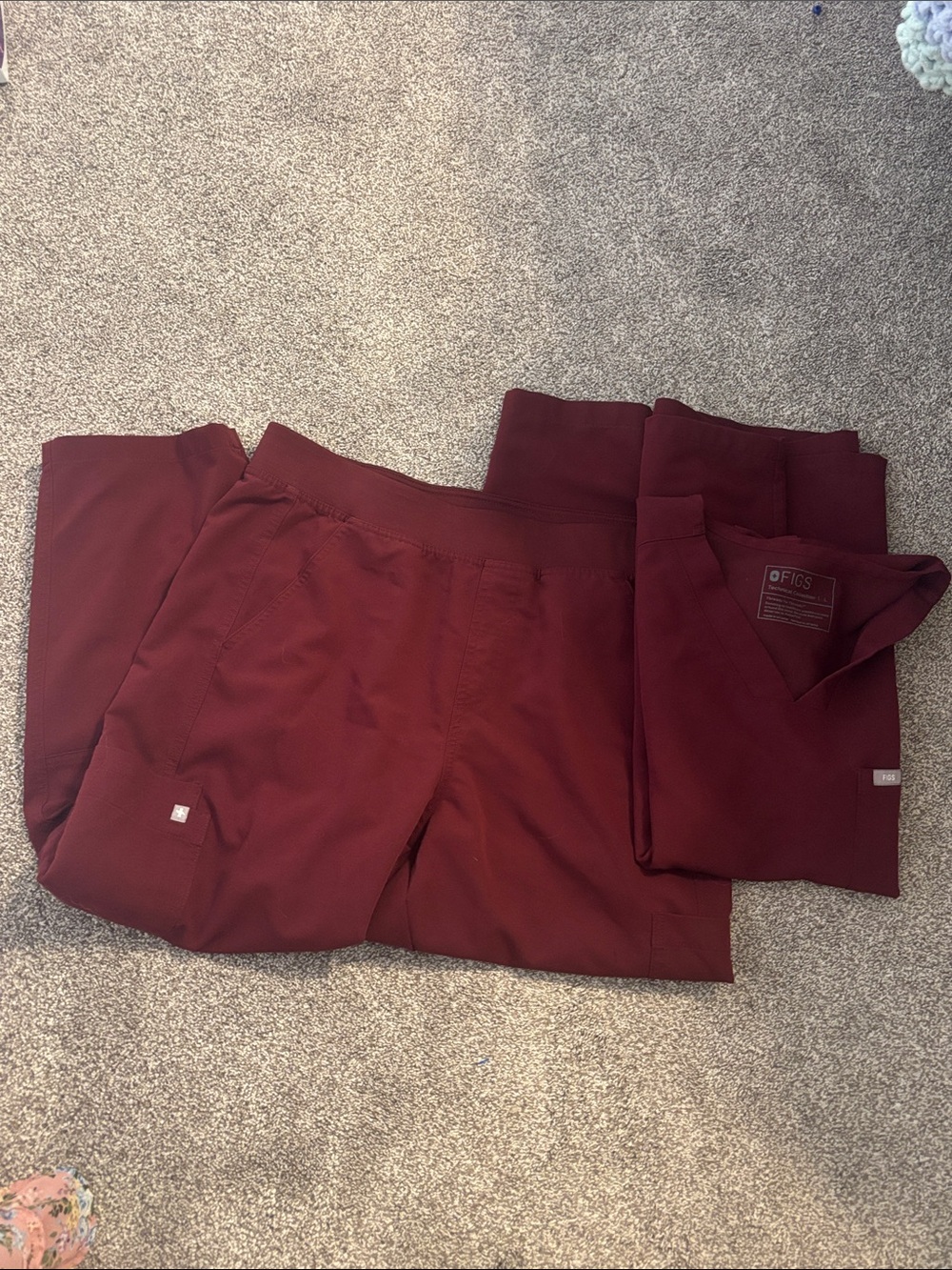 Figs Chisec Chest Pocket Top/Axim Straight Leg Scrub Set